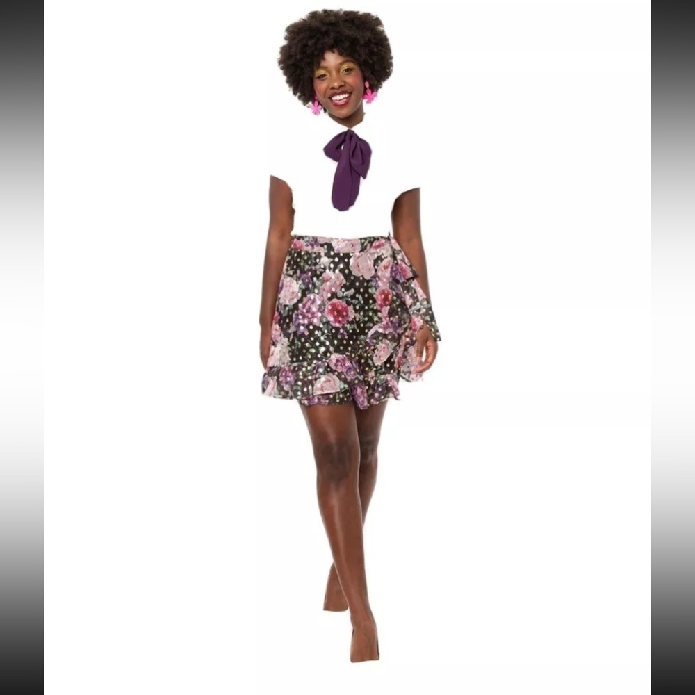Unique vintage x small parkour floral skirt size xsmall